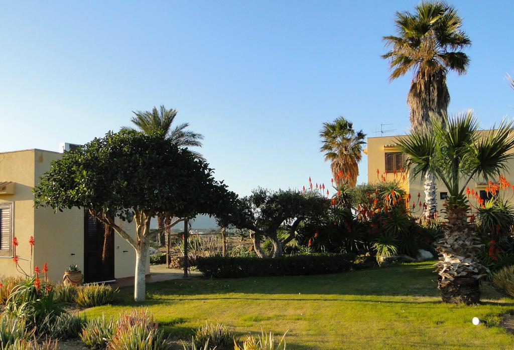 Il Giardino Delle Aloe Guest House Favignana Exterior photo